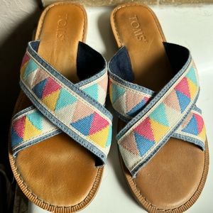 Toms sandals